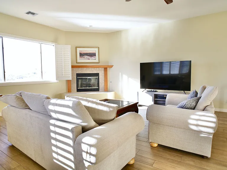 12129 N Tall Grass Dr — Photo 17