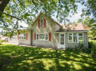 2736 Y Ave, Fairbank, IA 50629