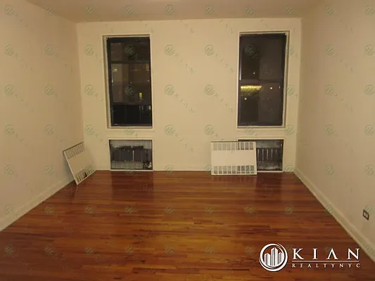 Rented by Kian Realty | media 10