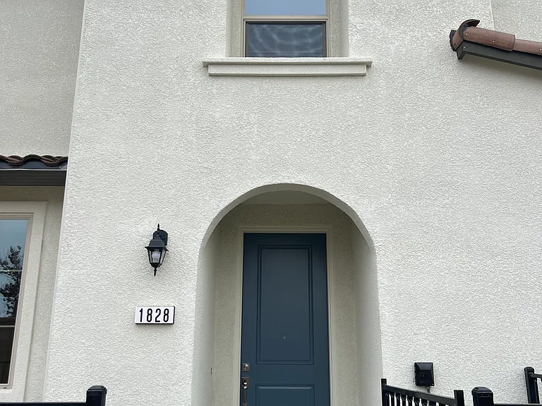 1828 Snowy White Pl #52 — Photo 2