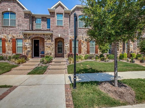 2nd image of 4135 Cascade Sky Dr
