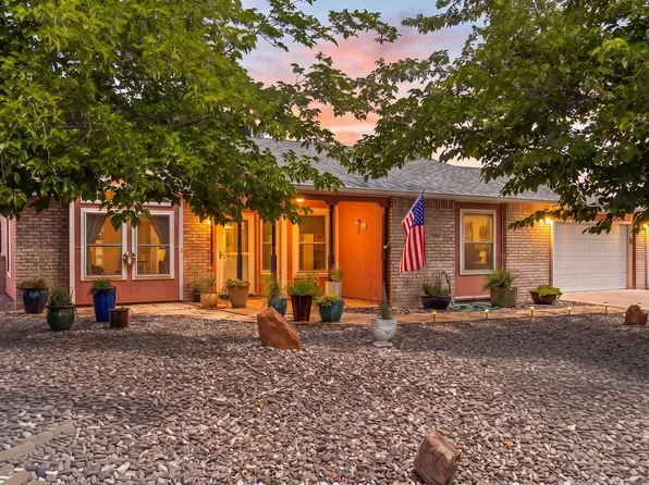 6351 Crow Rd NE, Rio Rancho, NM 87144