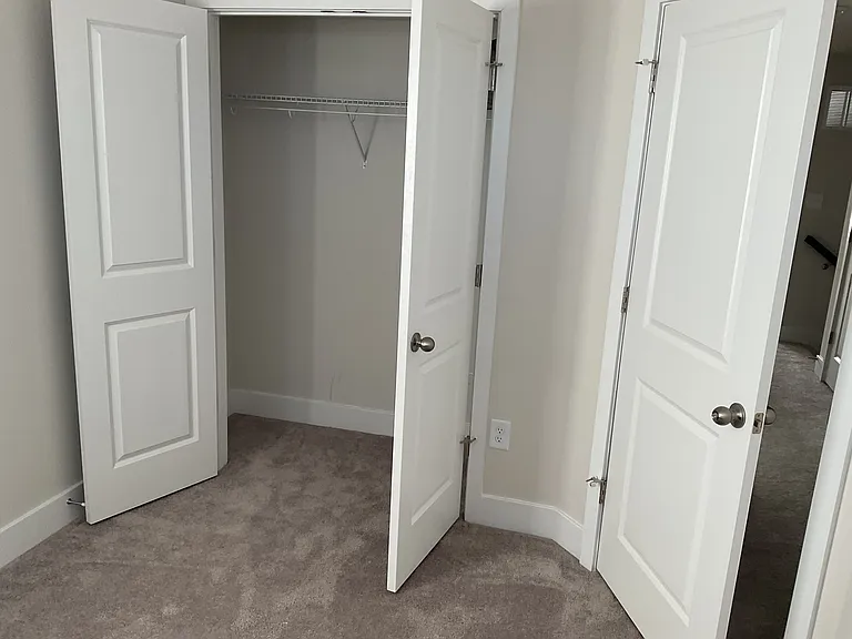 11583 Kirkleigh Dr — Photo 35