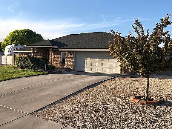 2nd image of 805 Le Ann Dr