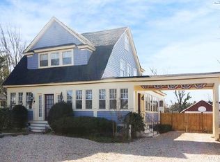 52 Stuart Ave, Babylon, NY 11702