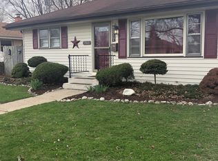 7864 10th Ave, Kenosha, WI 53143