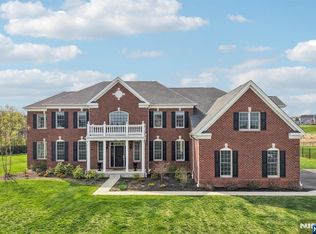 22 Woodmere Rd, Upper Saddle River, NJ 07458
