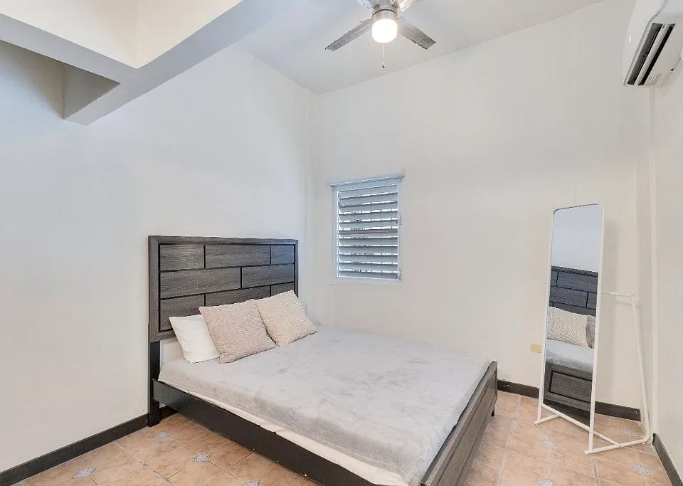 281 Calle Duffaut #105