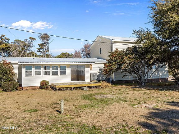5th image of 630 Seashore Drive