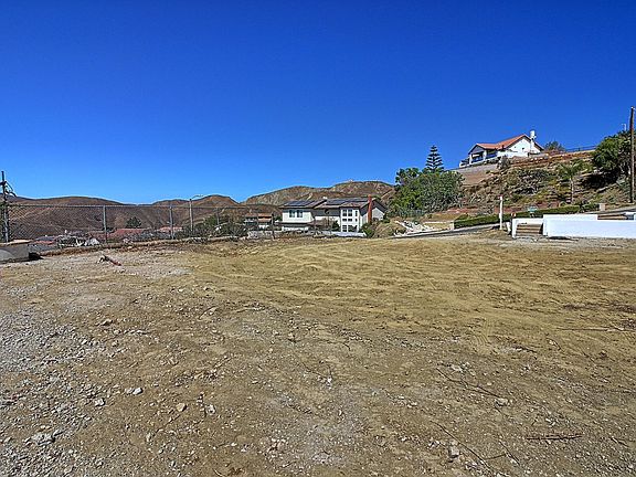 5th image of 5558 Crestone Ct
