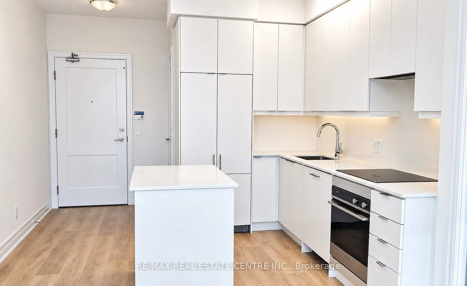2 bed, $2,650 — Photo 4