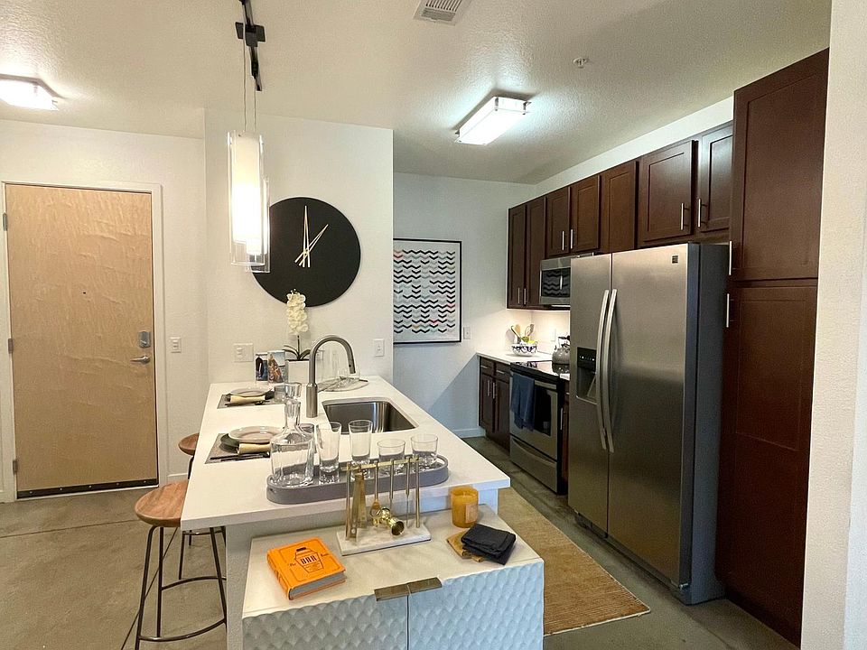 1st image of 3062 N Fox St #1033