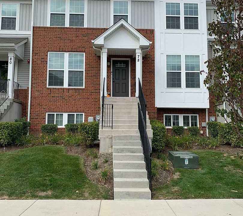 1st image of 78 Nicholas Dr E