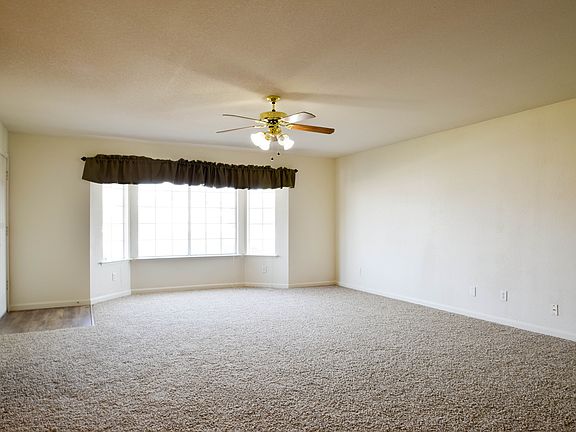 3rd image of 37082 Avenue 12