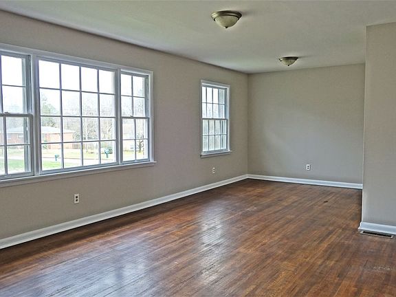 2nd image of 336 Forrest Park Ct NW