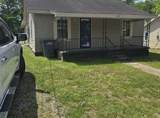 1214 Locust St, Fayetteville, TN 37334