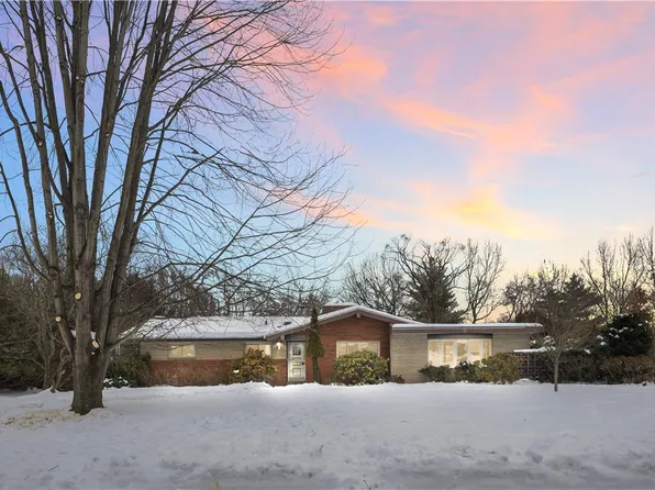 9342 Springfield Dr, Allison Park, PA 15101