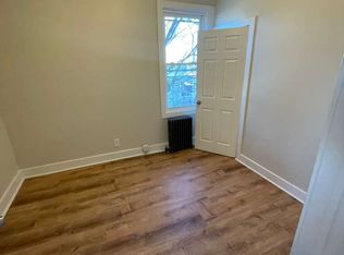 1103 Grove St #2D, Irvington, NJ