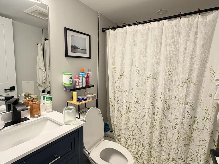 240 Palfrey St — Photo 15