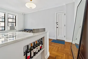 Rented by Avi Nash Associates