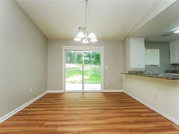 4th image of 1820 Northwick Pl