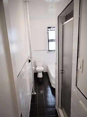 Rented by Albert Attias, LREB | media 8