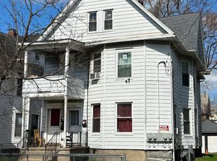 32-34 Elmwood Avenue, Bridgeport, CT 06605