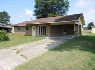 821 E 7th St, Rector, AR 72461