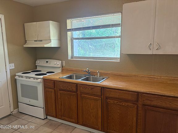 5th image of 6912 CORDAY Road
