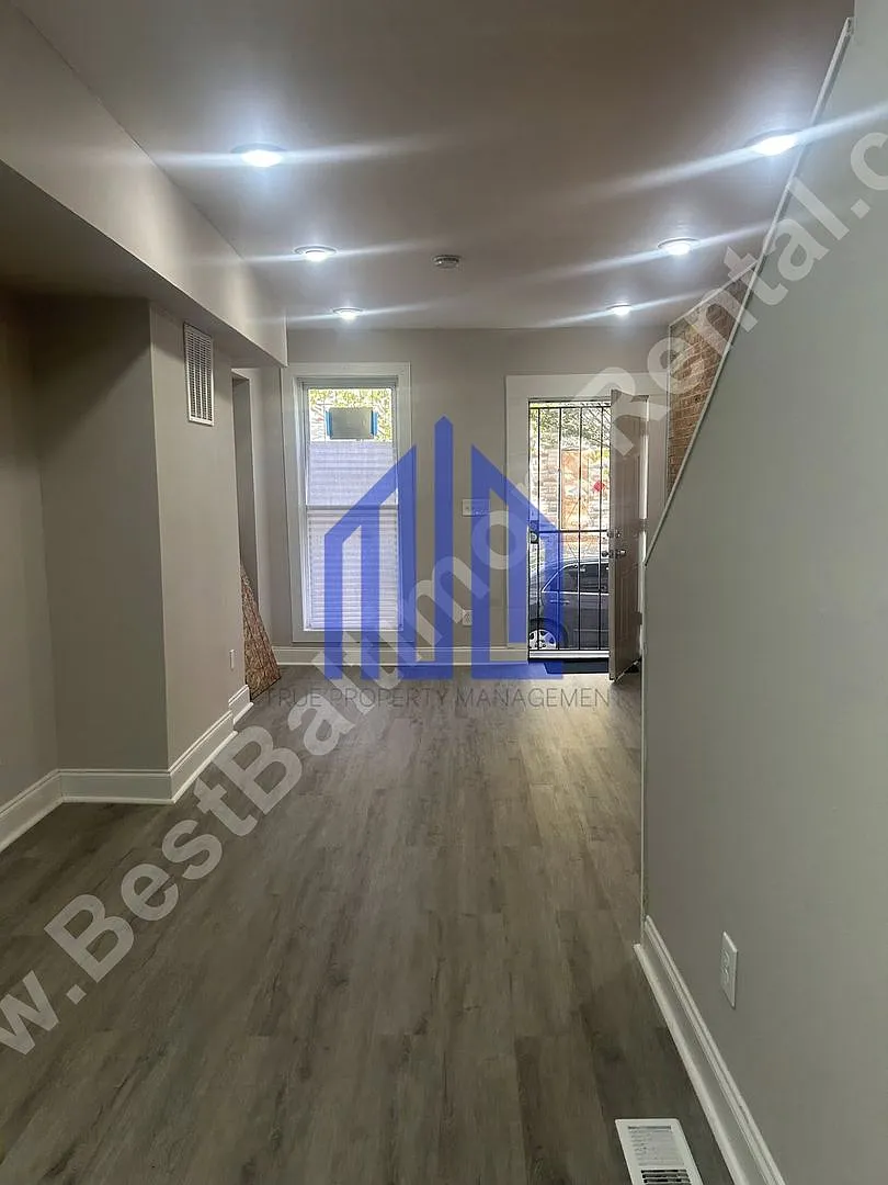 Spacious 3-Bedroom, 1.5-Bath Baltimore Home 1823 Ramsay St — Photo 3