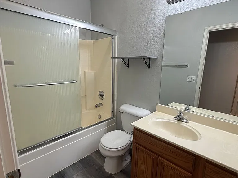 3656 Libby Ln — Photo 11