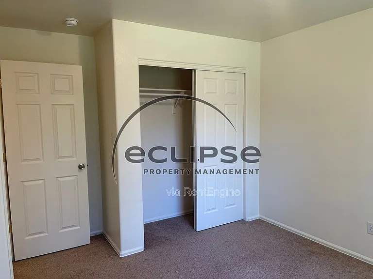 497 Coronado Ct #D — Photo 12