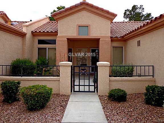 2nd image of 10137 Hunter Springs Dr