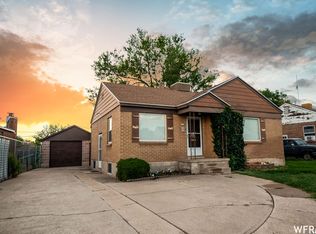 166 Ross Dr, Clearfield, UT 84015