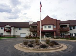 4115 Jeffers Rd APT 122, Eau Claire, WI 54703