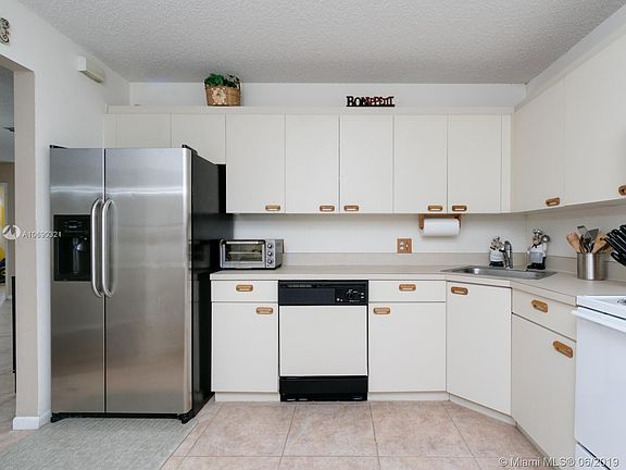 3rd image of 4151 Coral Tree Cir APT 156