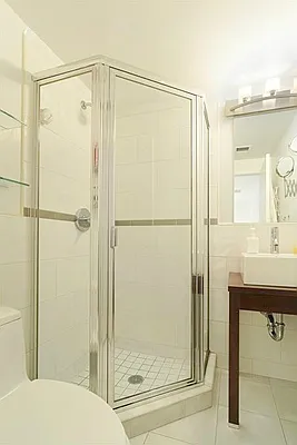 Rented by Keller Williams NYC | media 13