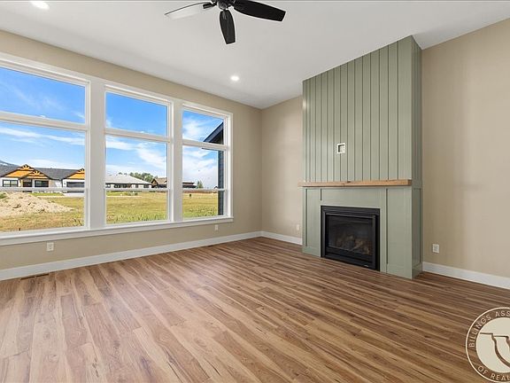 4th image of 3005 Baneberry Ave