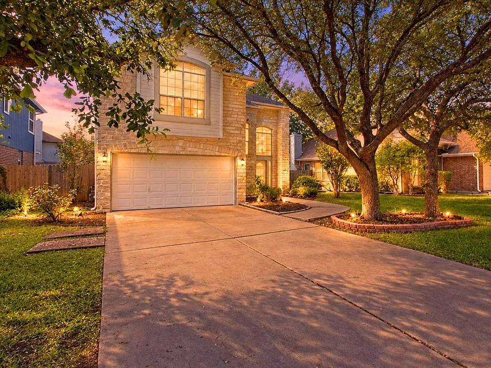 13421 Tossa Ln