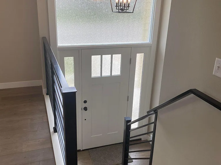 6196 S 725 E — Photo 3