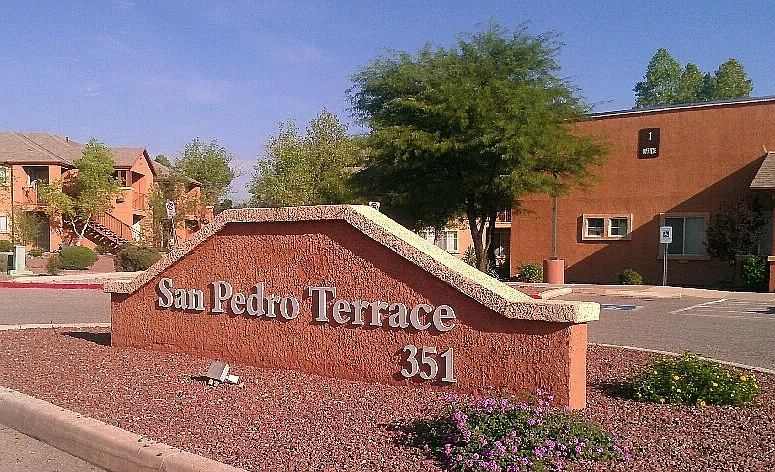 351 E Pearl St #2106