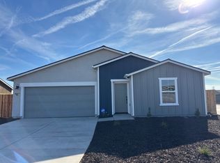 8203 Georgetown Dr, Bakersfield, CA