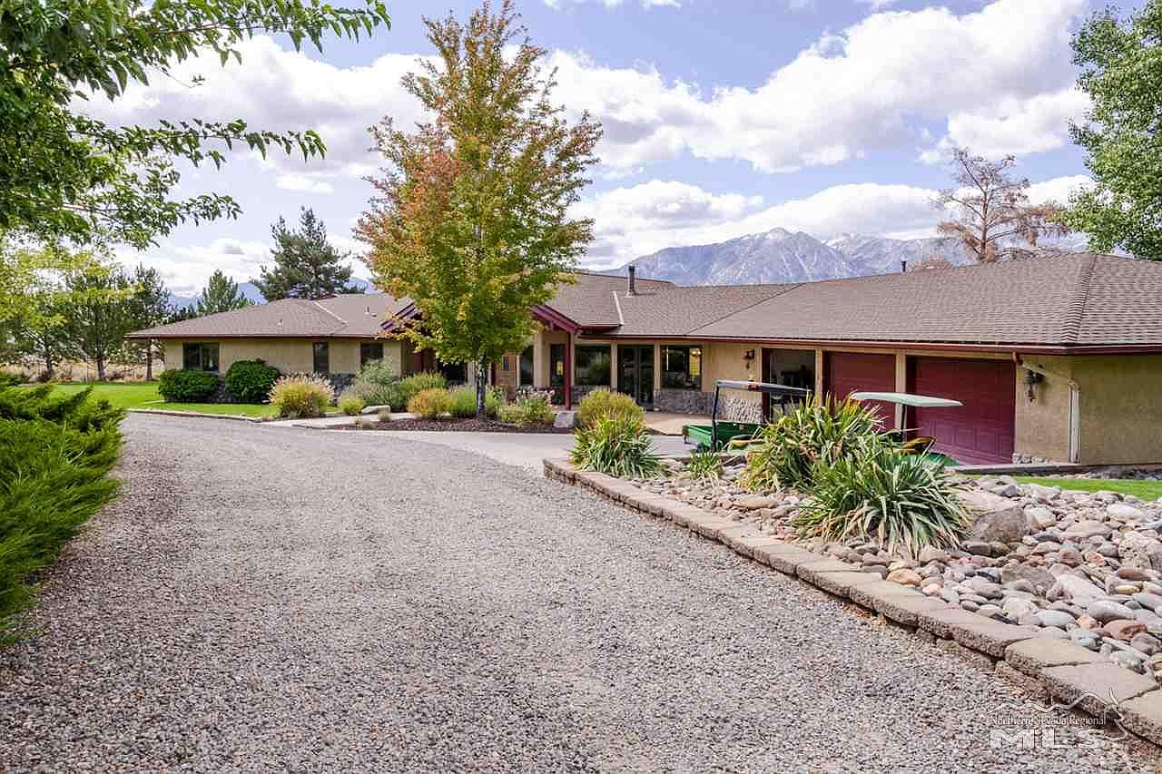 1000 E Valley Rd Gardnerville Nv 89410 Mls 200015166 Zillow