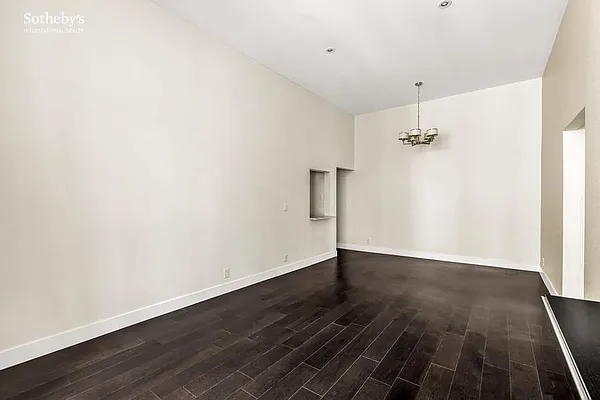 Rented by Sotheby's International Realty | media 4