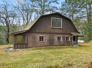 8 Tannery Rd, Sandisfield, MA 01255