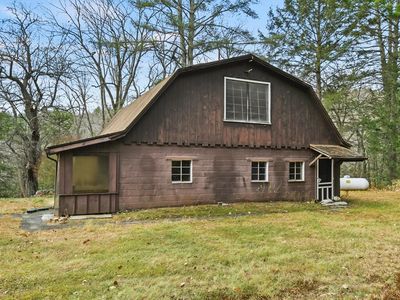8 Tannery Rd, Sandisfield, MA, 01255
