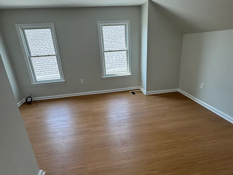 21 Everett Ave #2 — Photo 14