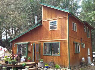 701 E Fork Rd, Williams, OR 97544