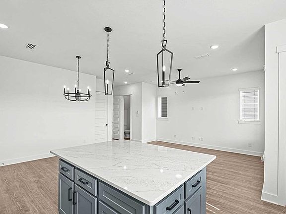 The Atlantis - Kitchen Dining