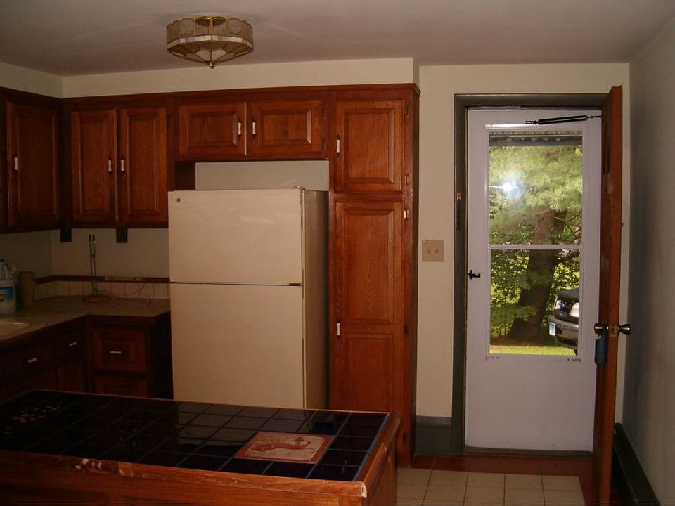 2nd image of 14 Deerwood Dr